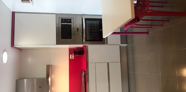 29. Cocina entrada bis.jpeg